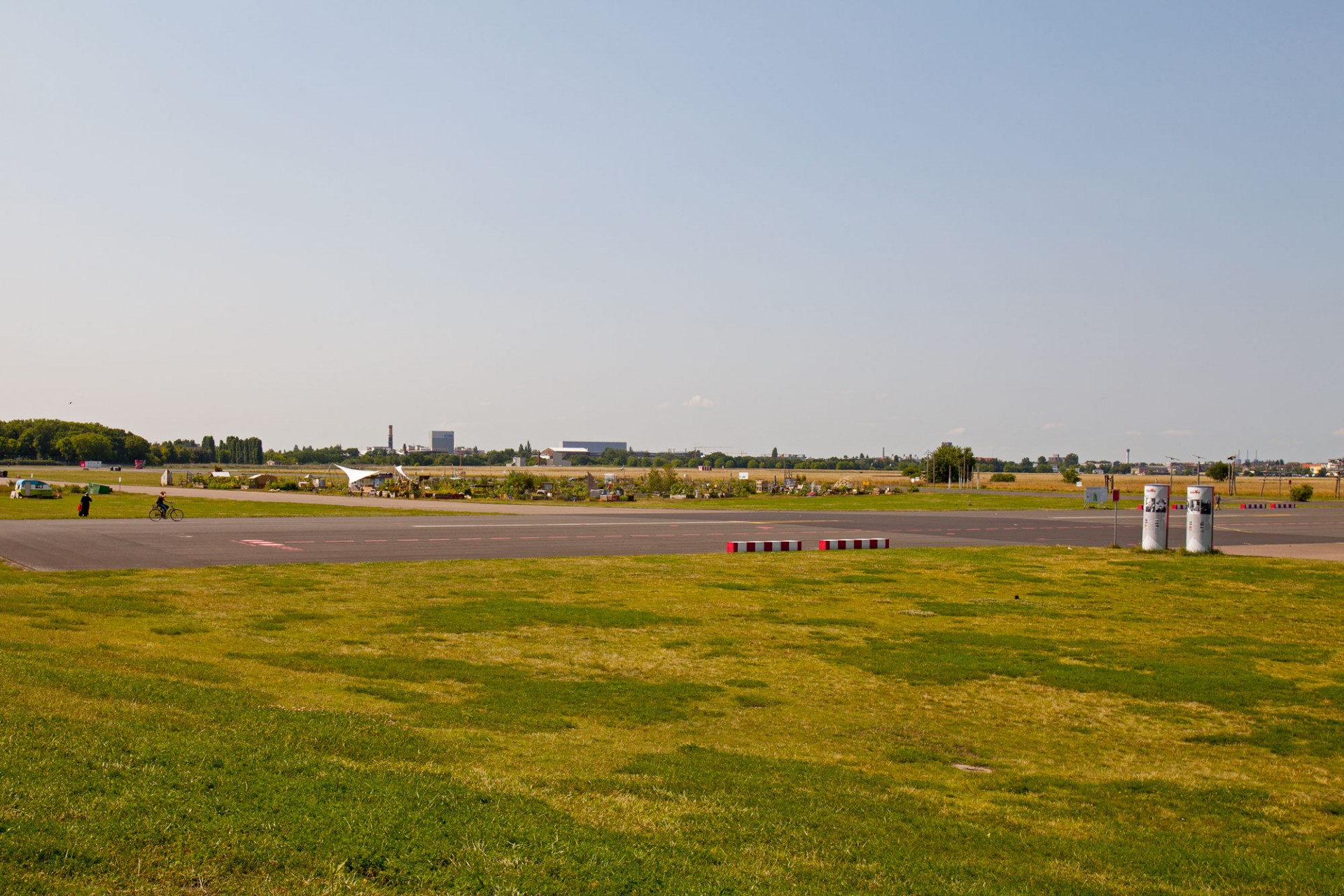 Allmende Kontor on the airfield of the former airport in Berlin Tempelhof