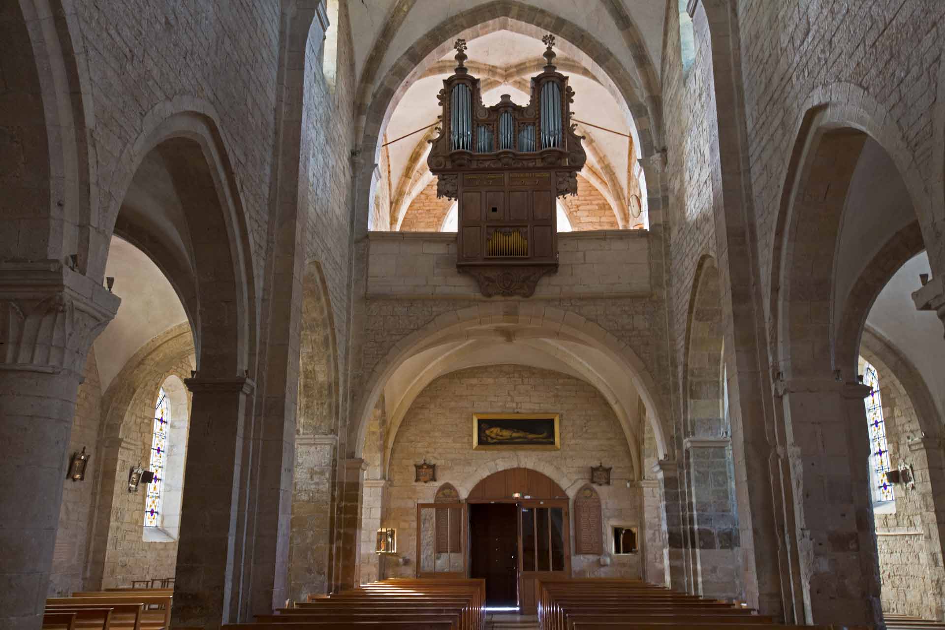 L'église Saint Hilaire, Pesmes/France (12th century)